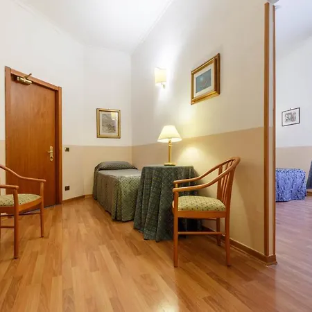 Szálloda Paris 3*