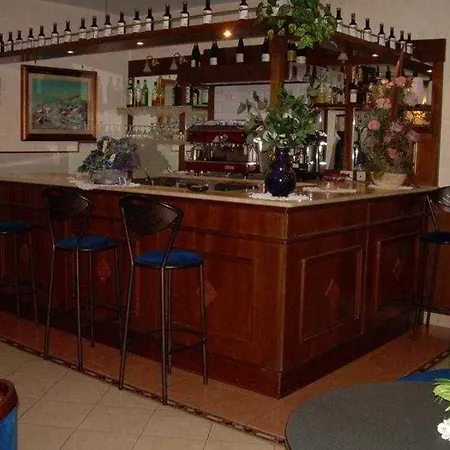 Paris Szálloda 3*