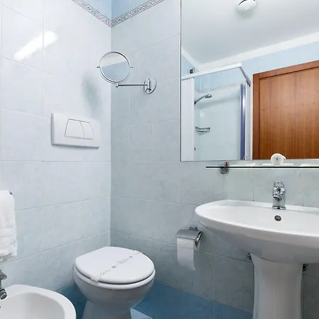 Szálloda Paris 3*