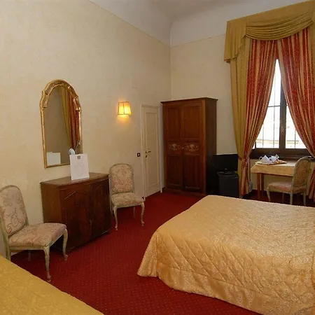 Szálloda Paris