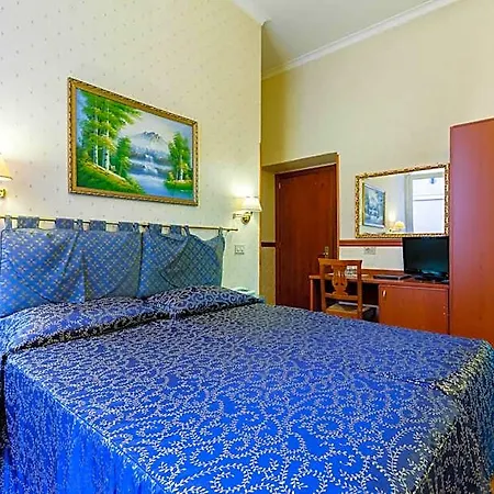 Paris Hotel
