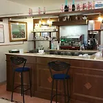 Hotell Paris 3*